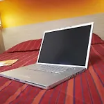 بريميير كلاس جنييف - سا جيني بويي 2*