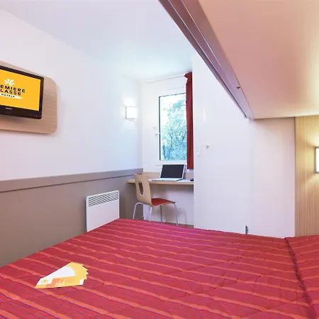 מלון Premiere Classe Geneve - Genis Pouilly סן-ג'ניס-פולי
